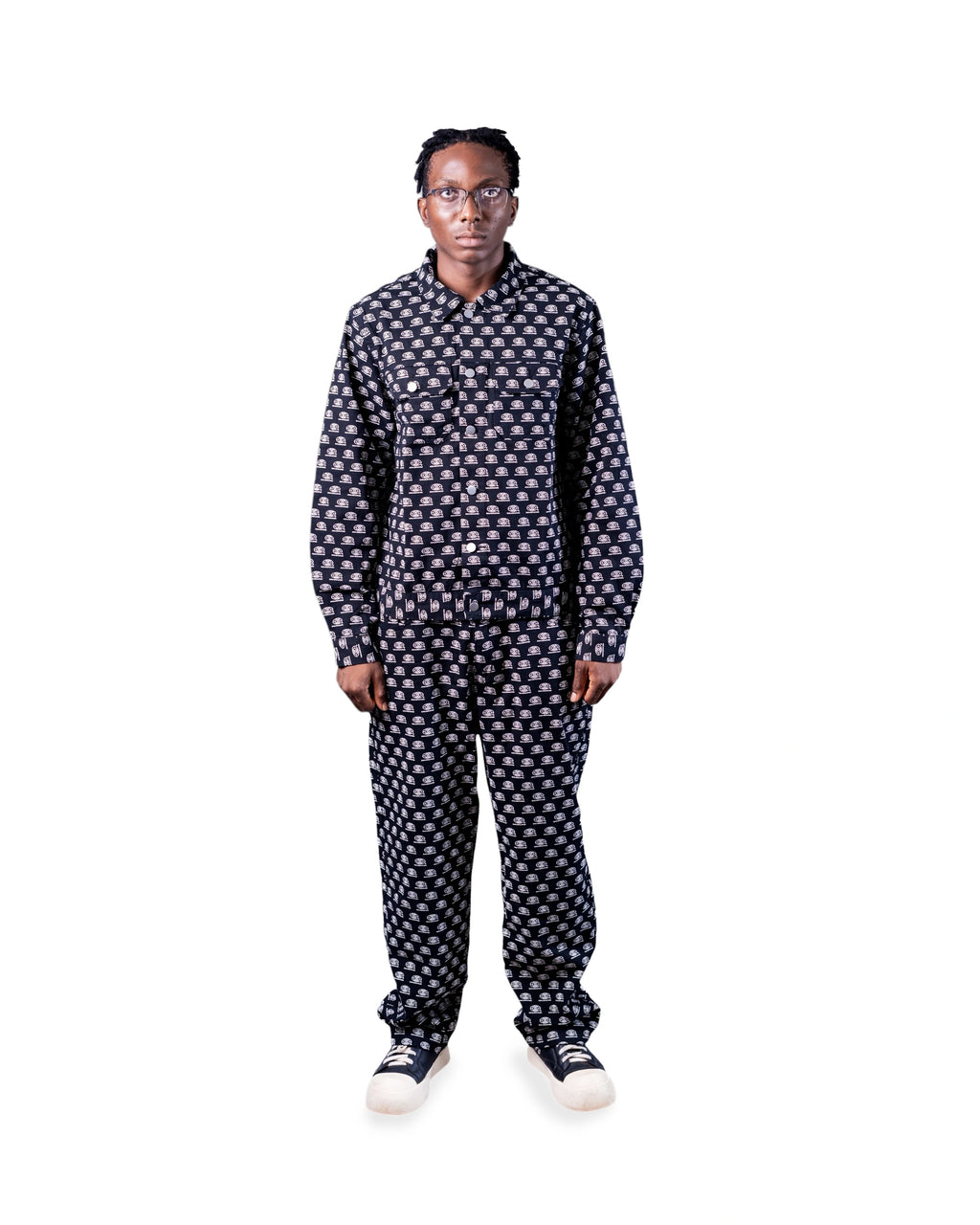 Saga Globe Black Tracksuit [Black]